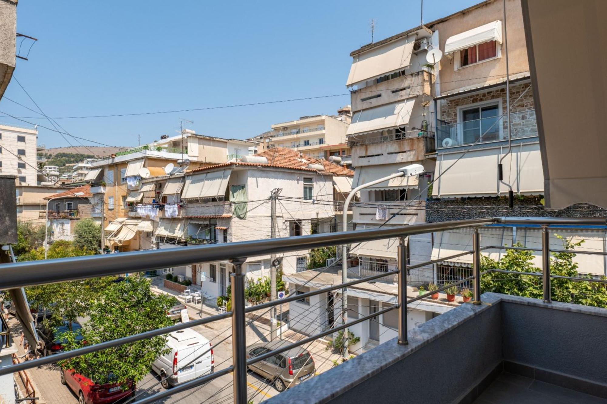 Aleksandra Apartments Sarandë エクステリア 写真